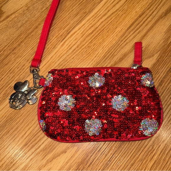 Disney Parks Minnie Mouse Sequin Red Silver Polka Dots wristlet‎ purse wallet